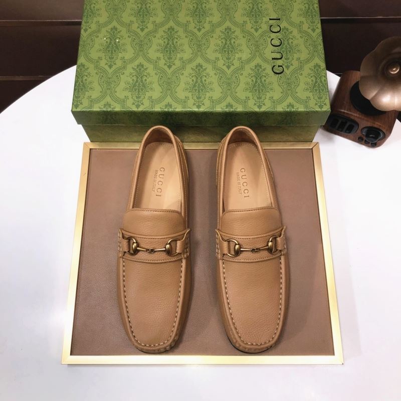 G*u*i leather shoes